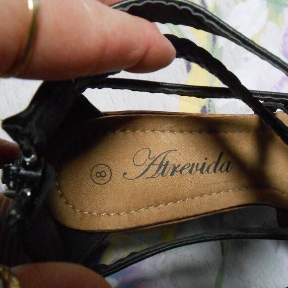 Women's "Atrevida" black, strappy, wedge sandals, size 8M. - Picture 5 of 5